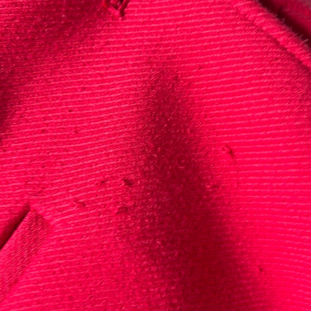 Old Navy used blazer, pictured shows some threading but still looks great.